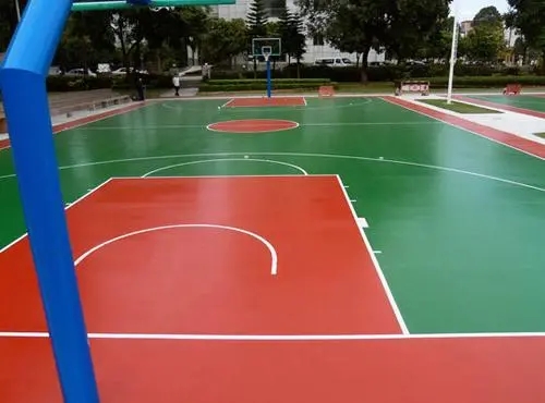 北海球场地面翻新,裂缝修重要性